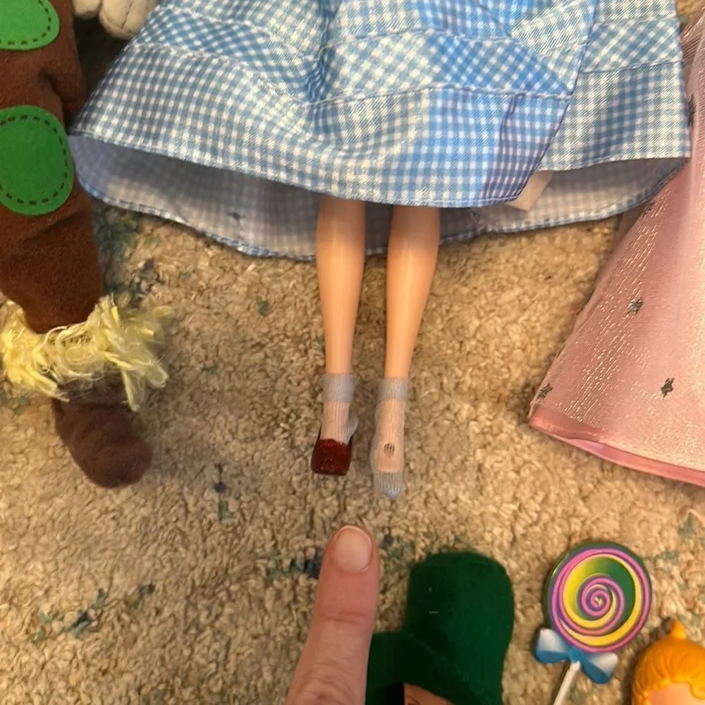 1990s Barbie Wizard of Oz Collector Lot with Munchkins& Talking Dorothy & Glinda